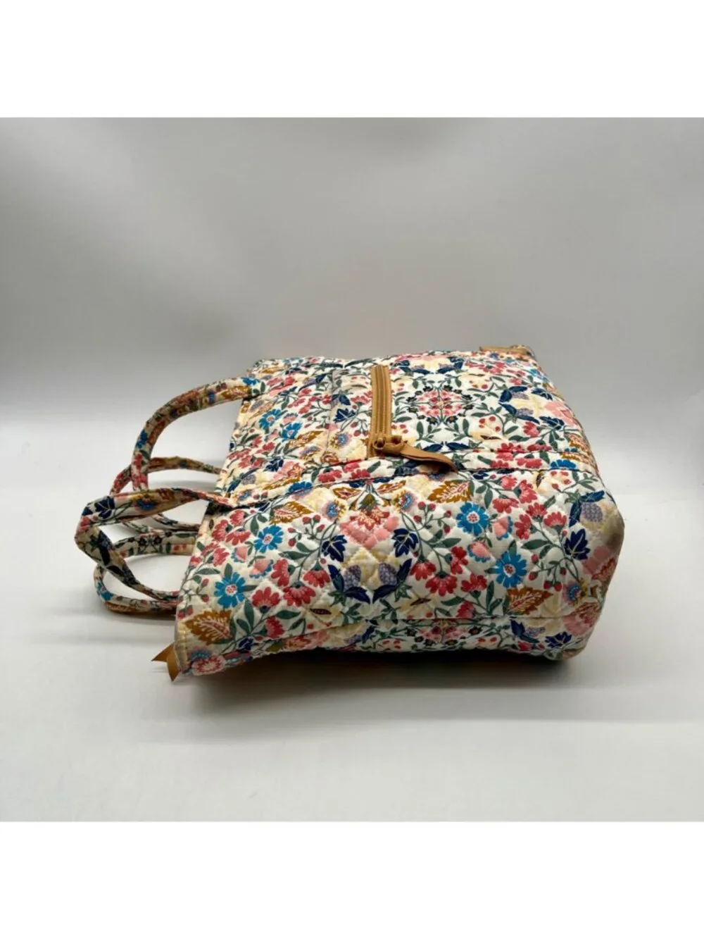 Unbranded bright cheerful