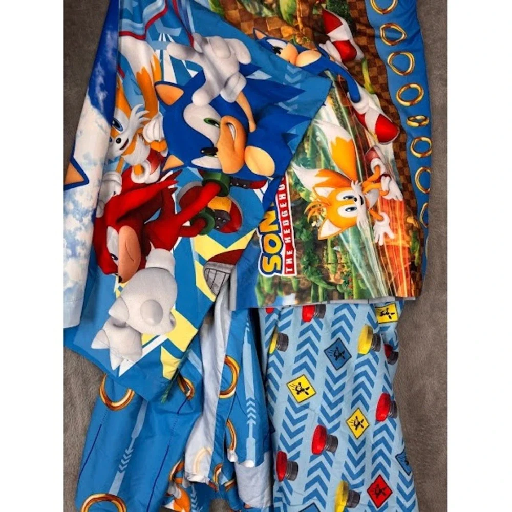 Sonic The Hedgehog world twin from