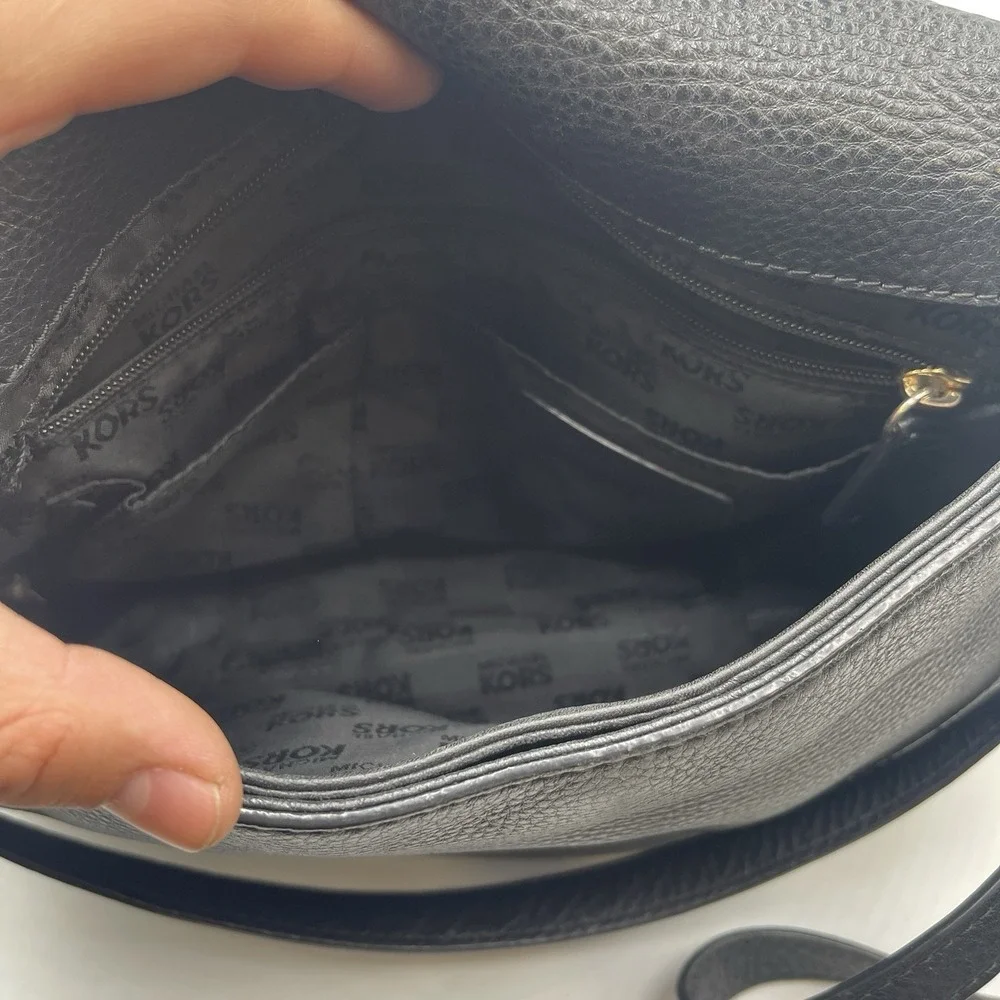 Michael Kors Bedford Leather Shoulder Crossbody Bag Black