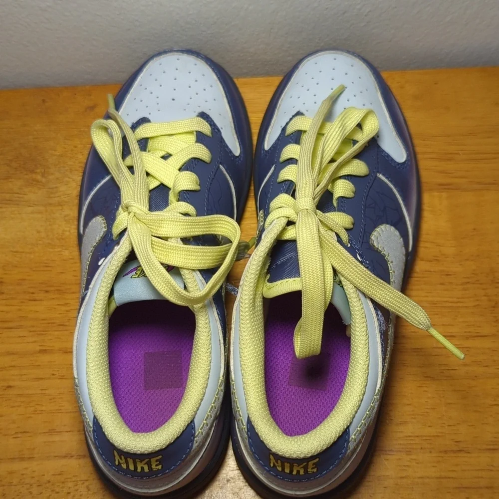 Nike blue wear