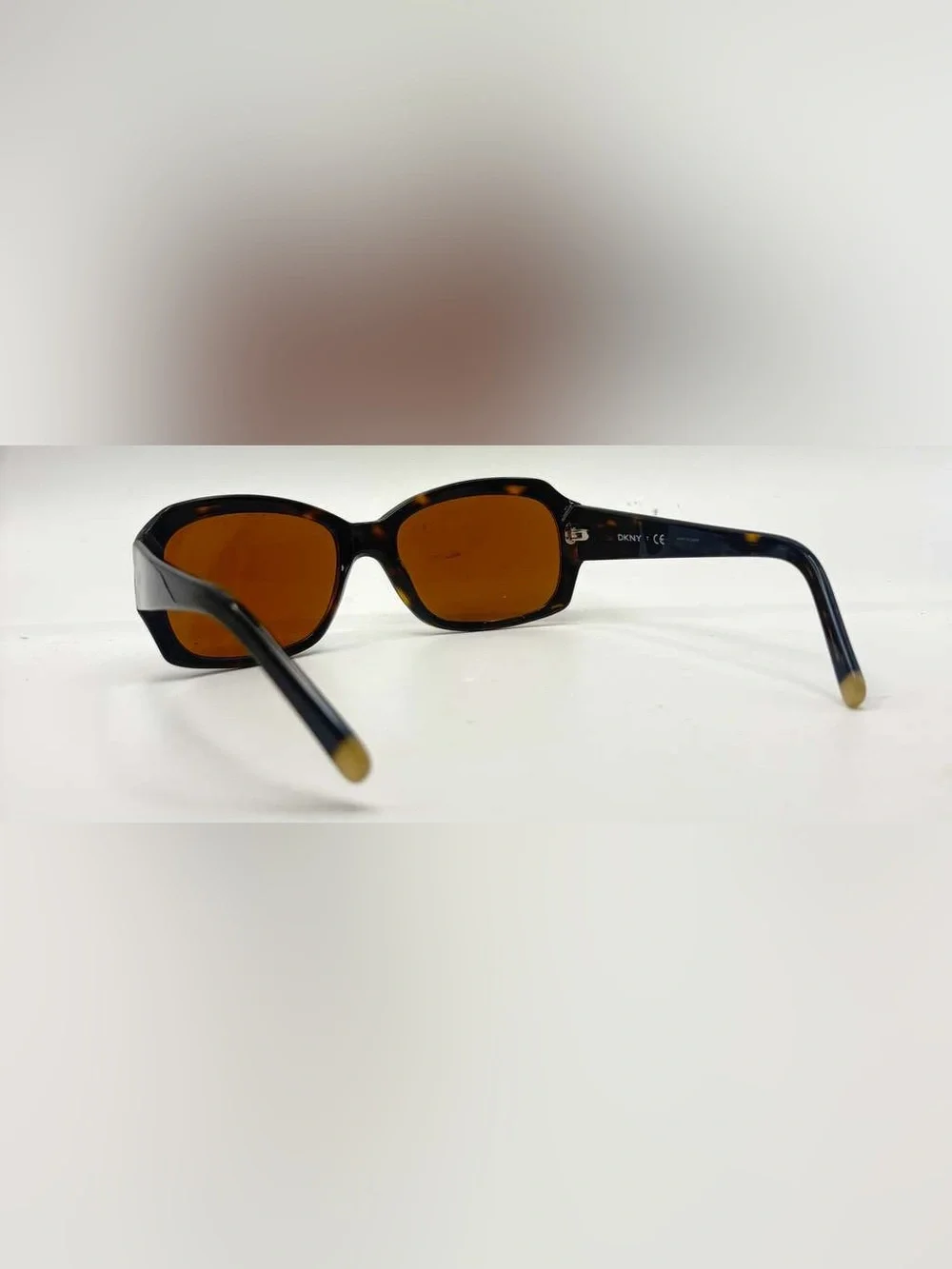 Dkny listing pair