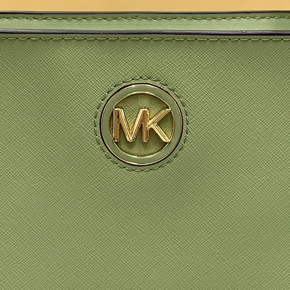 MICHAEL KORS CARMEN LARGE NORTH SOUTH TOTE LIGHT SAGE COLOR