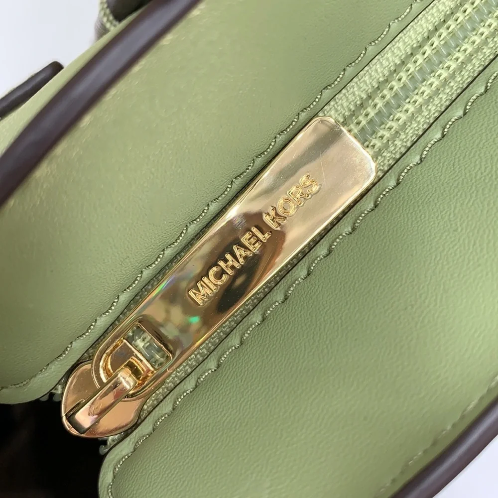 MICHAEL KORS CARMEN LARGE NORTH SOUTH TOTE LIGHT SAGE COLOR