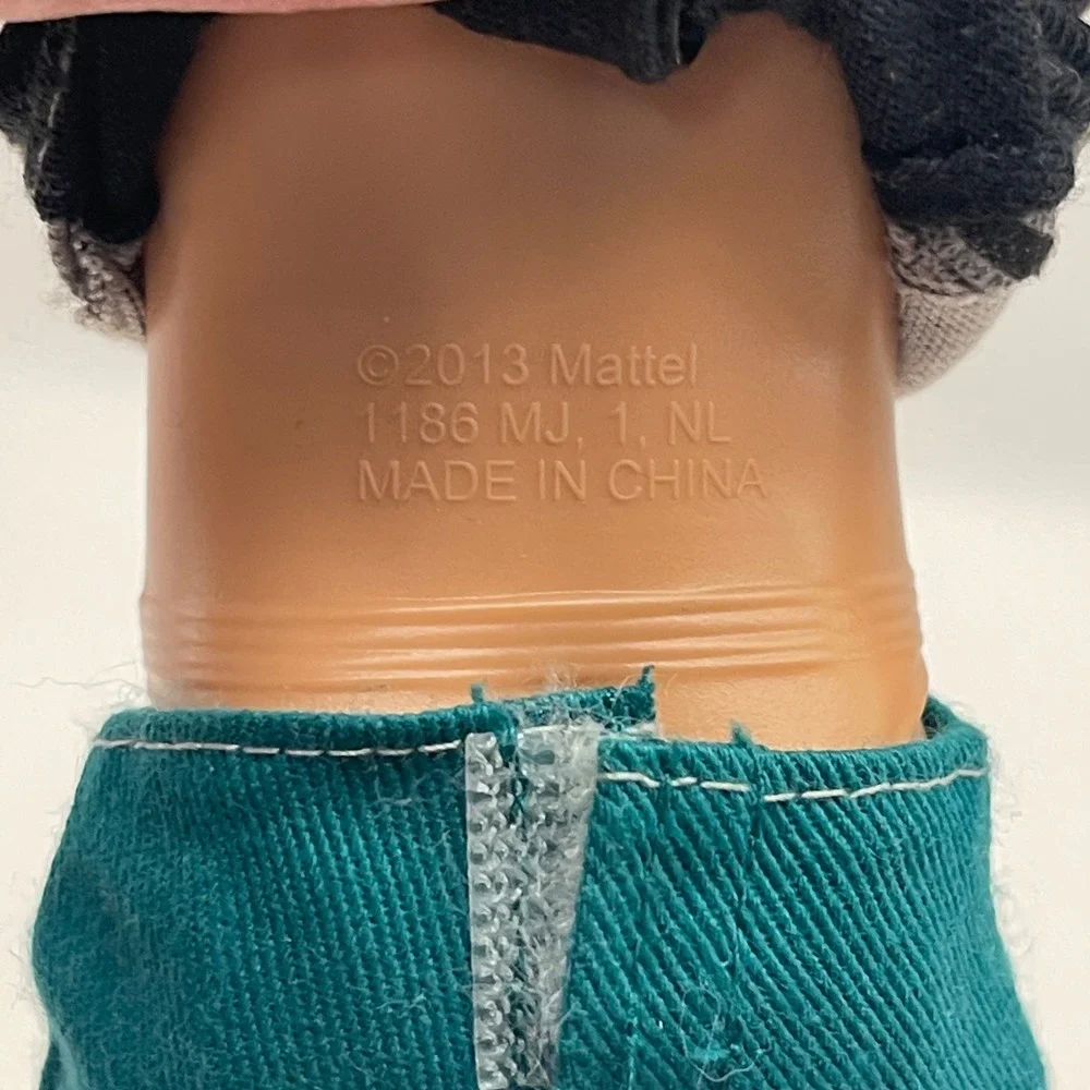2013 Mattel Doll Fashionista Ryan Modern Style Geometric Print Shirt Teal Shorts