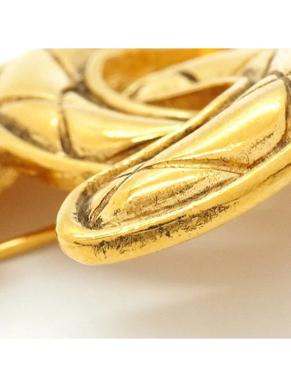 CHANEL brooch vintage