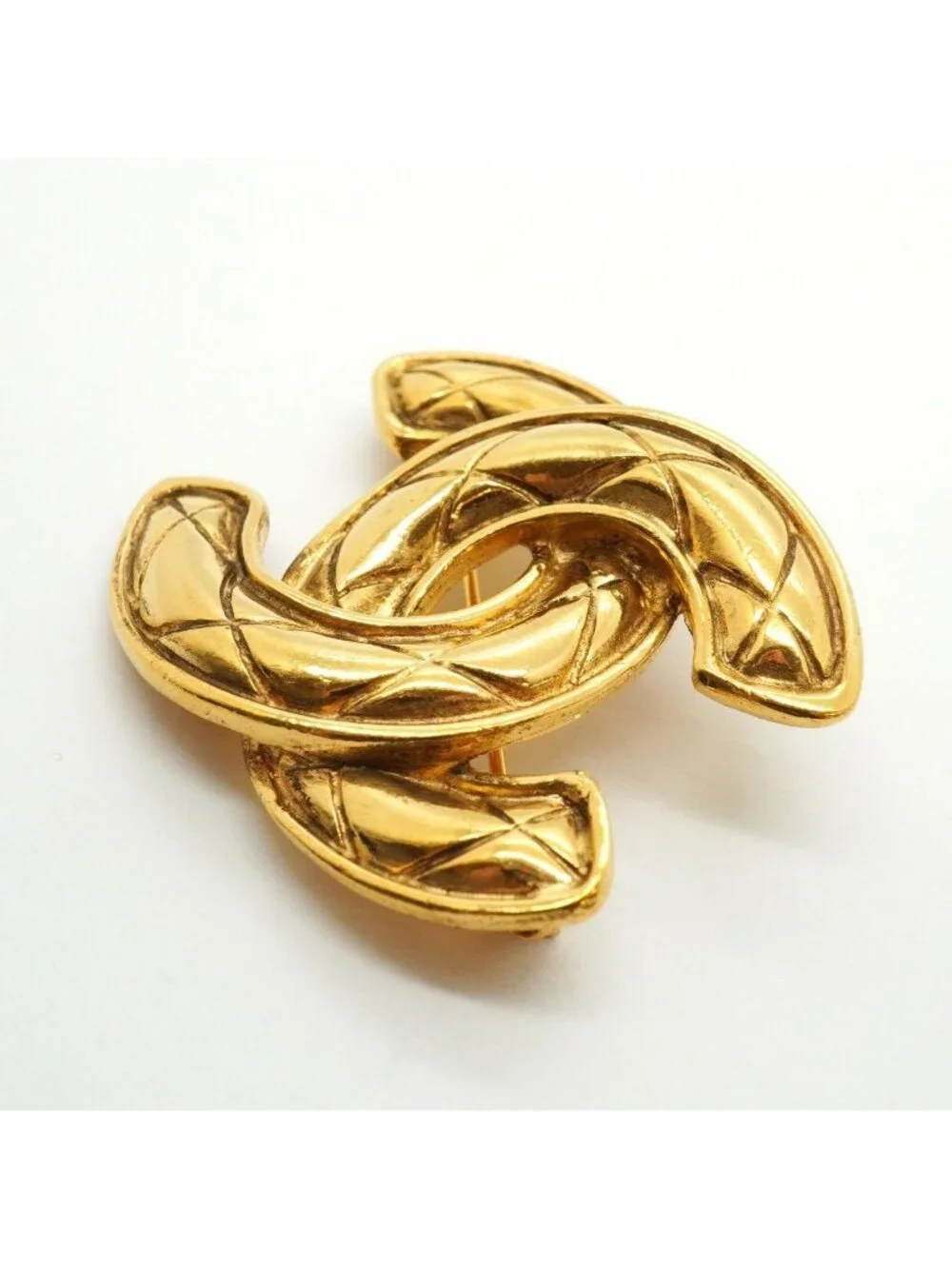 CHANEL brooch vintage