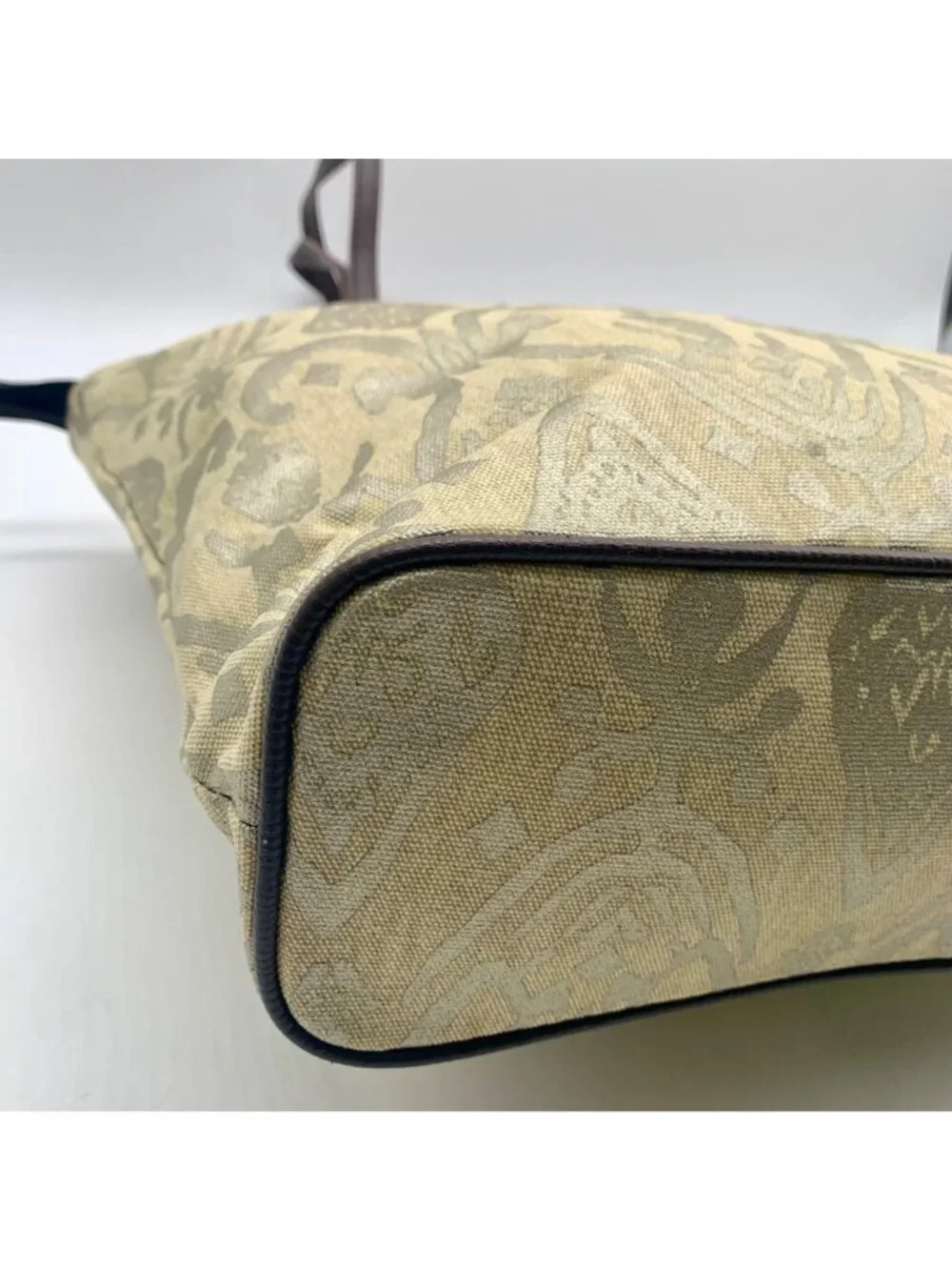 Stella And Dot Cream Geometric Print Tote