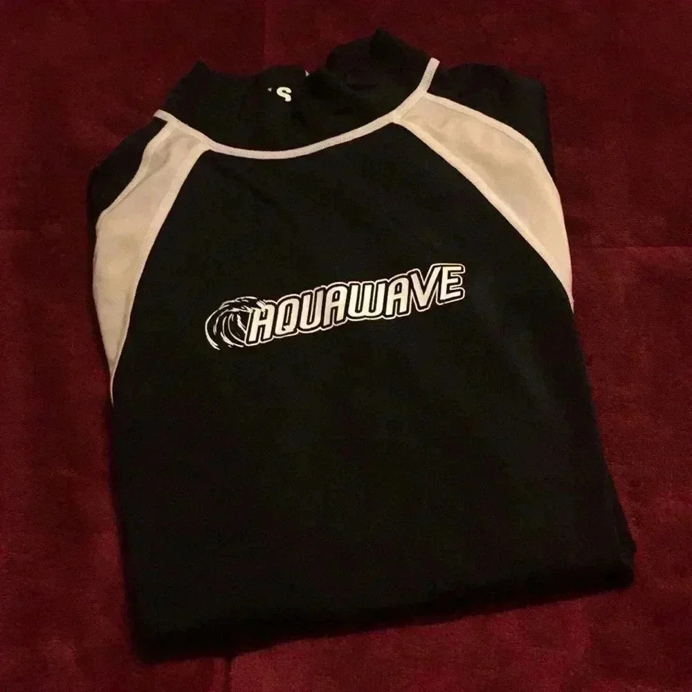aquawave swim top