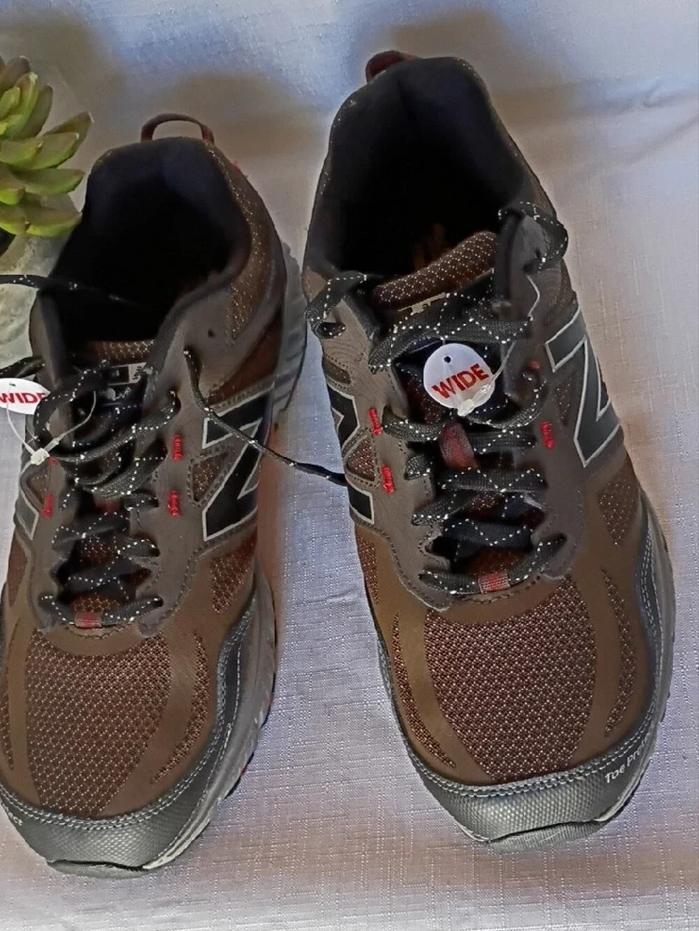 New Balance Men’s 510 V4 All Terrain Brown & Black Wide Athletic Sneakers SZ11