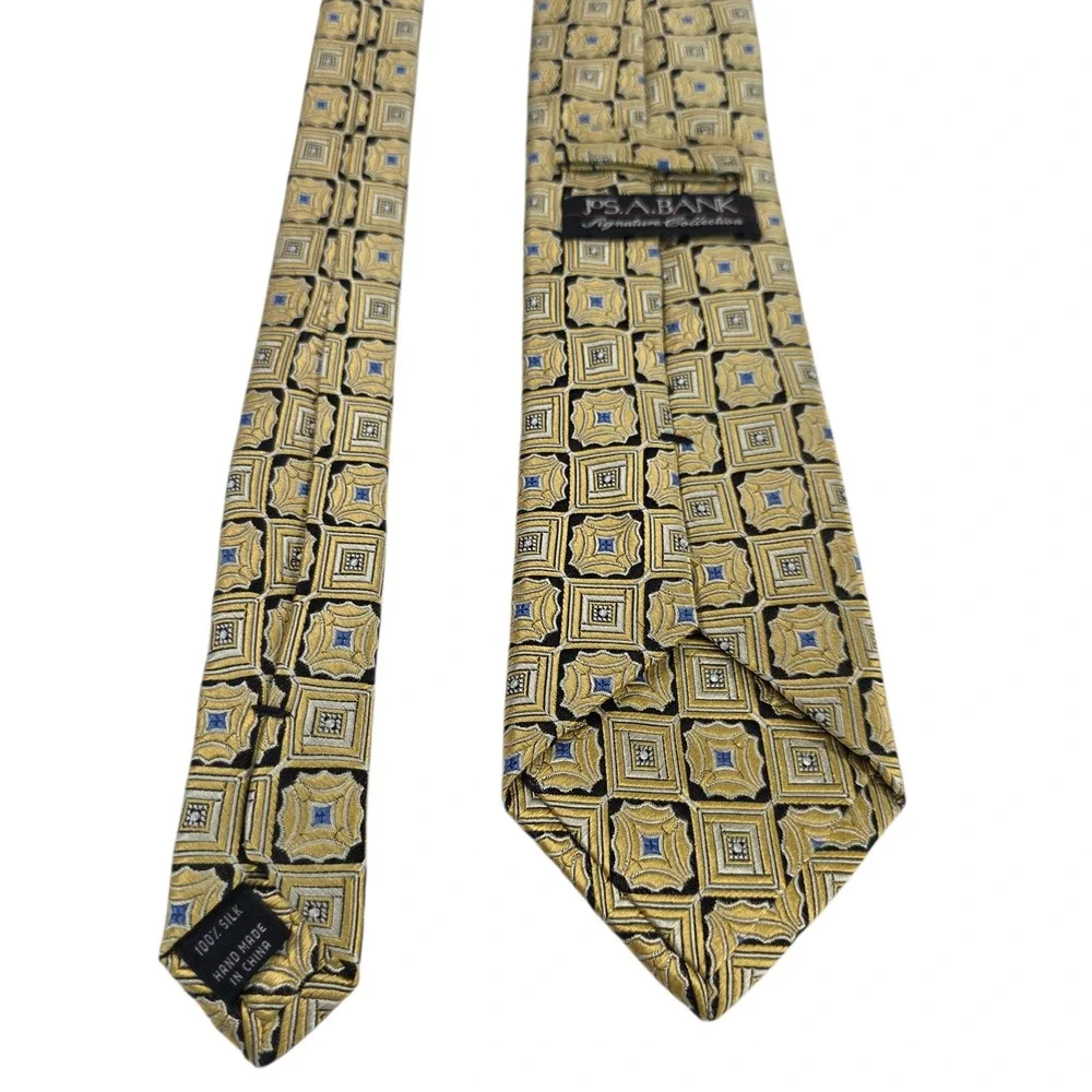 Jos A Bank Signature Collection Mens Necktie Gold‎ Handmade Embroidered Silk