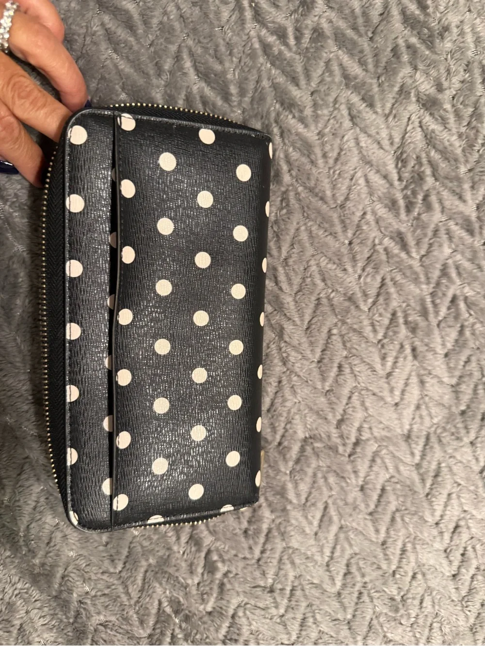 kate spade classic zip