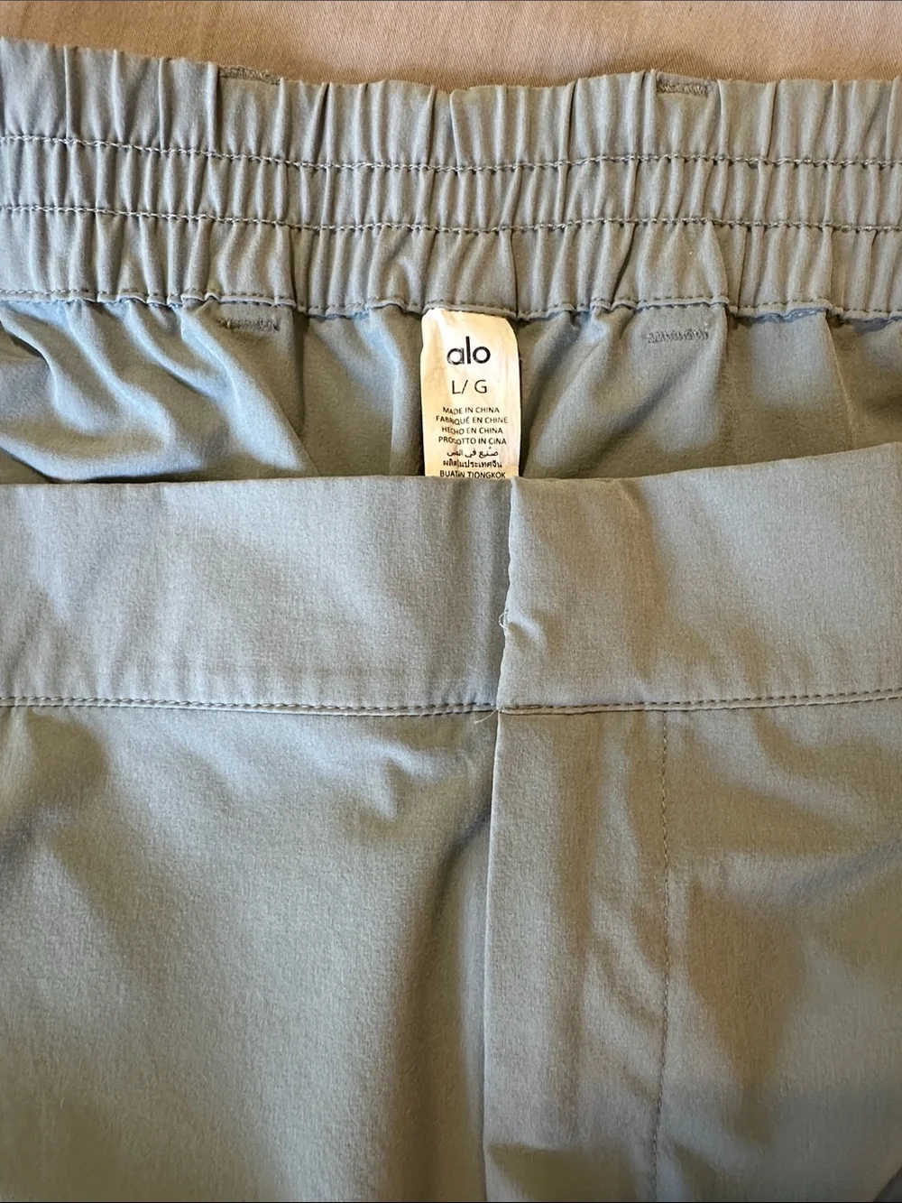 ALO Yoga effortless wide