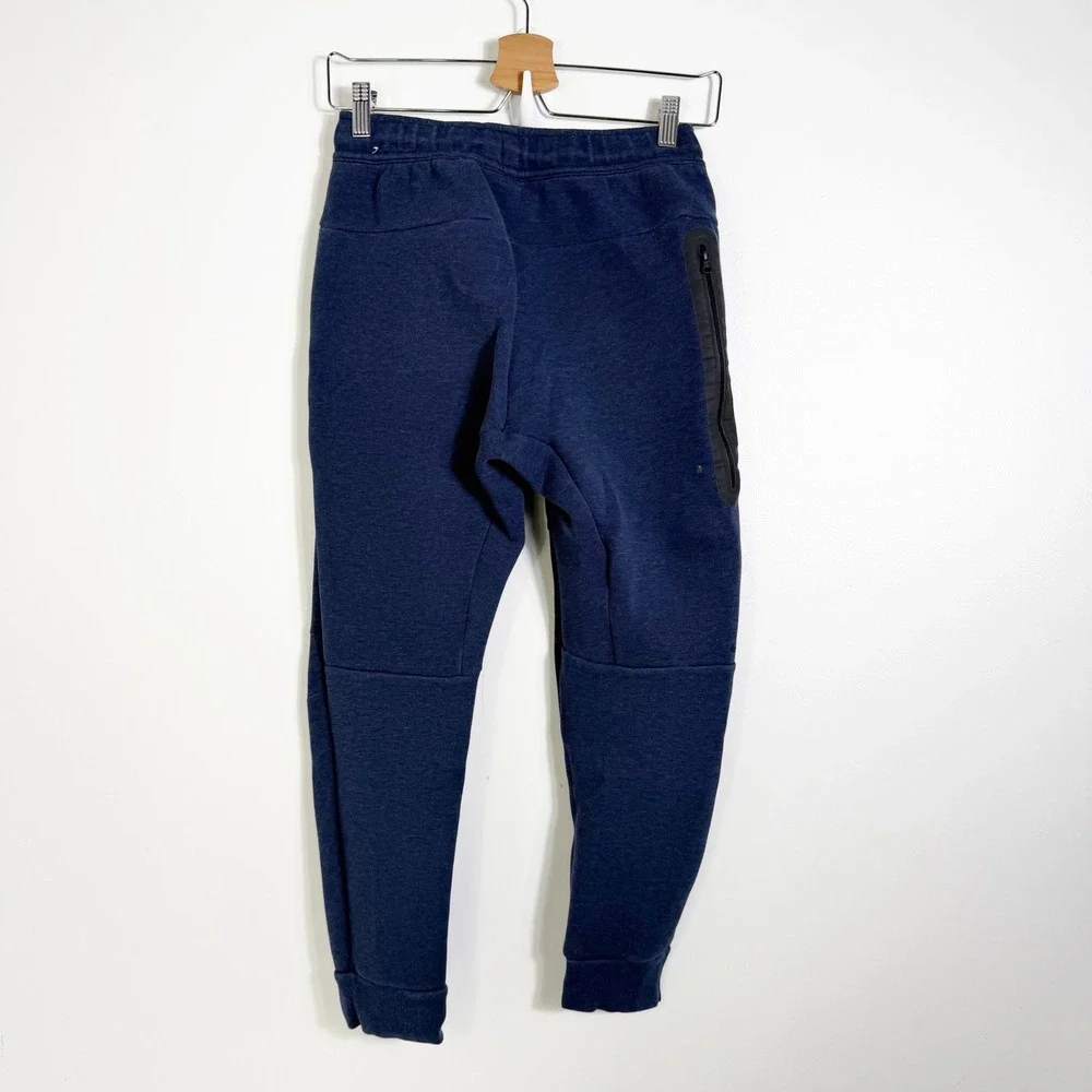 Nike tech fleece