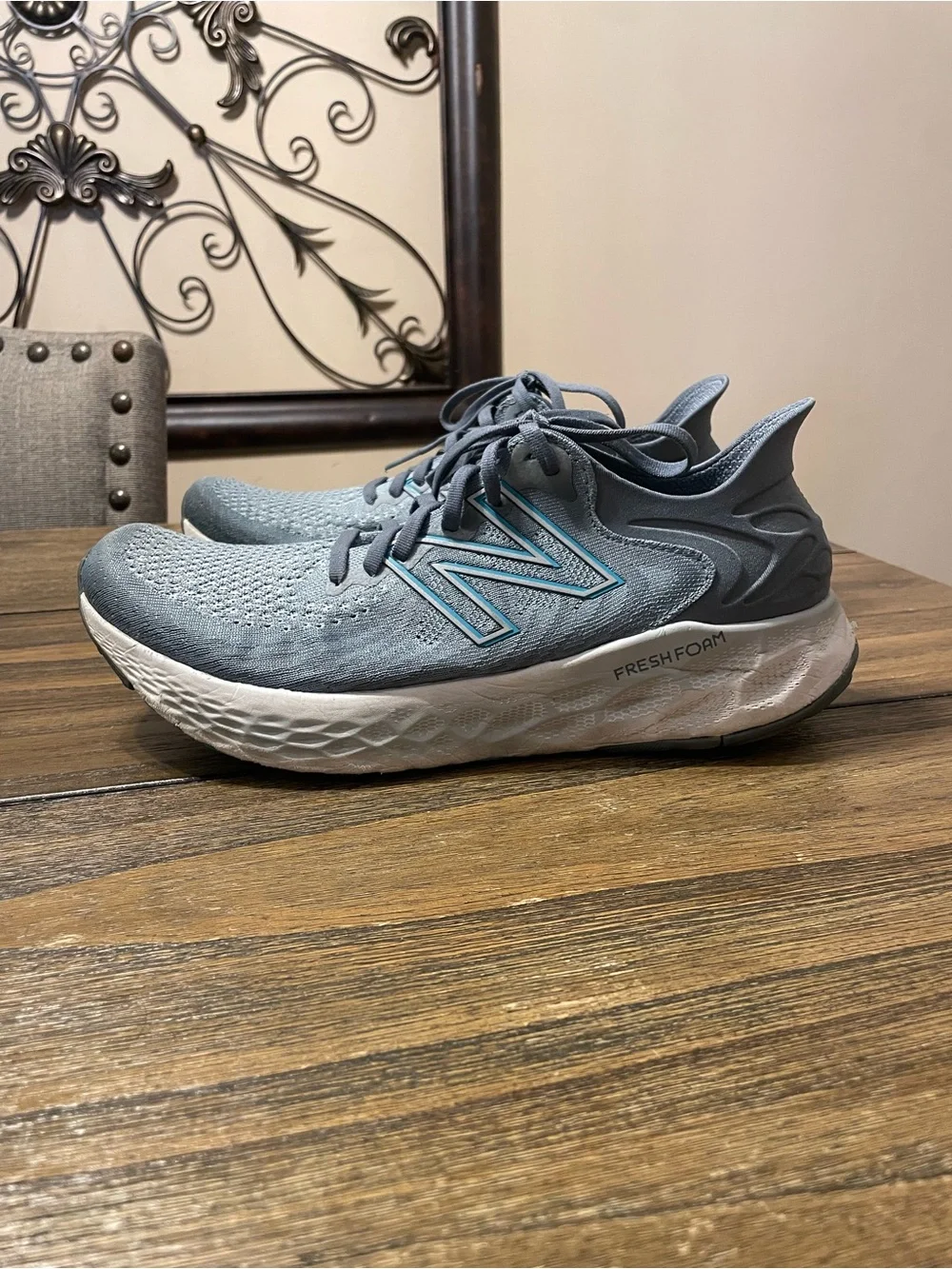 New Balance 1080v11 Shoes Mens Size 9.5 2E Blue Fresh Foam Running Performance