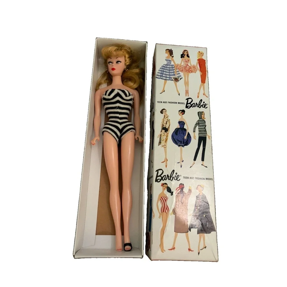 35th Anniversary Nostalgic Barbie 1959 Special Edition Reproduction In Box