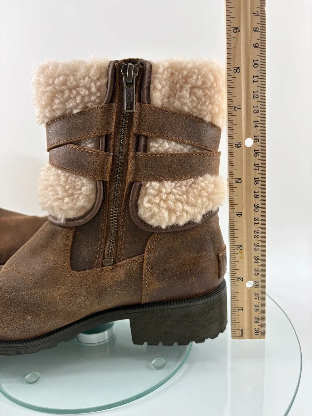 UGG pre owned