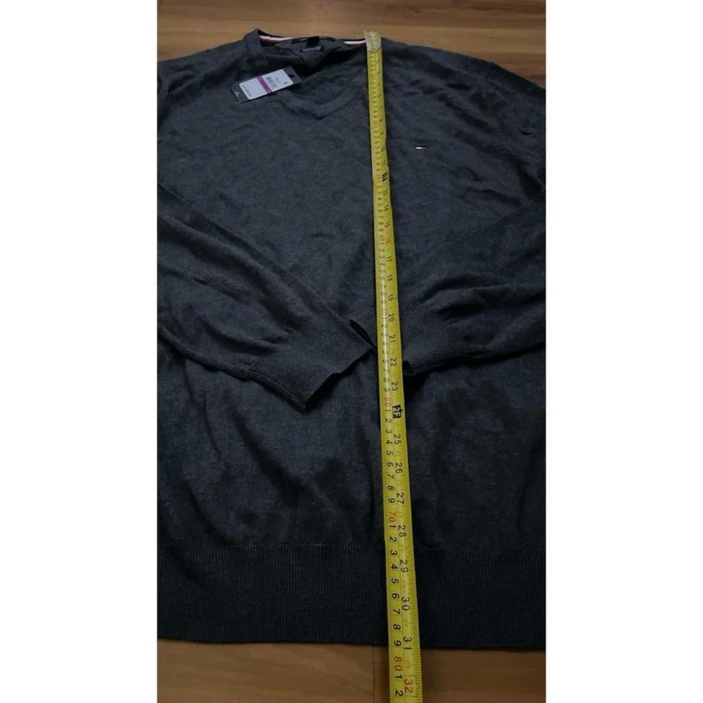 Tommy Hilfiger sku 6745 tags