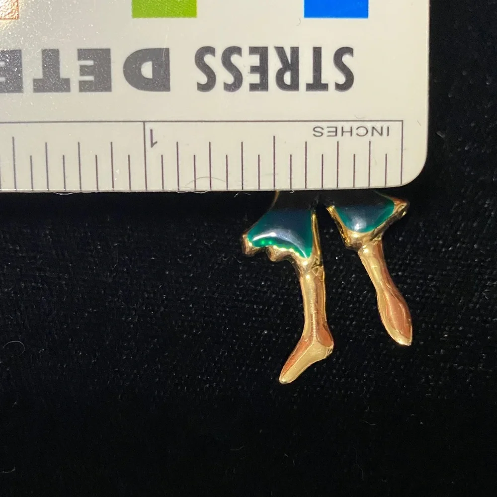 Elegant vintage Gold woman with blue and green accented Fashion Brooch pin