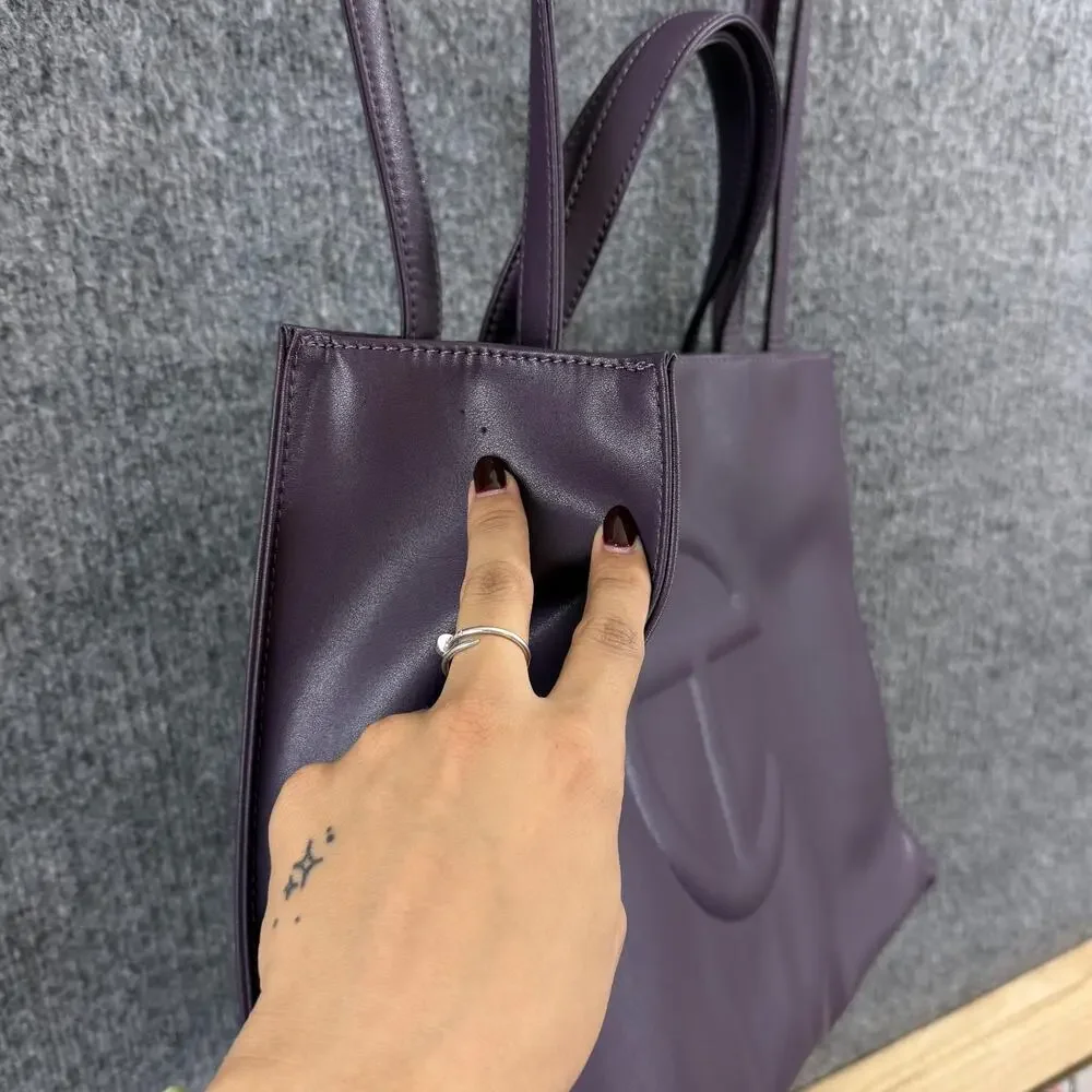 Telfar medium eggplant
