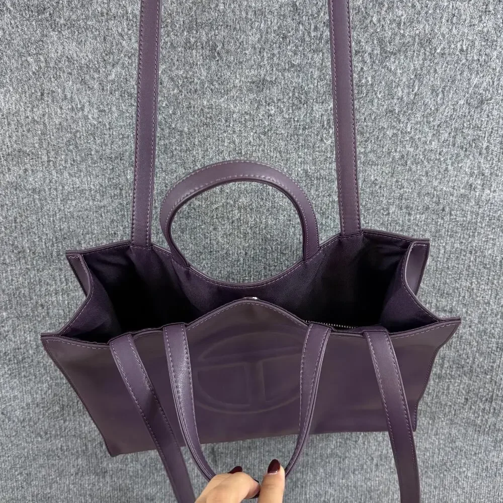 Telfar medium eggplant