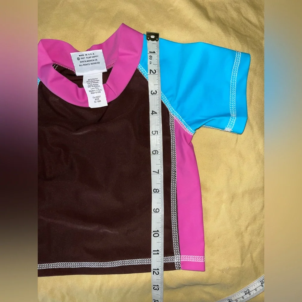 Flap Happy playful sleeve