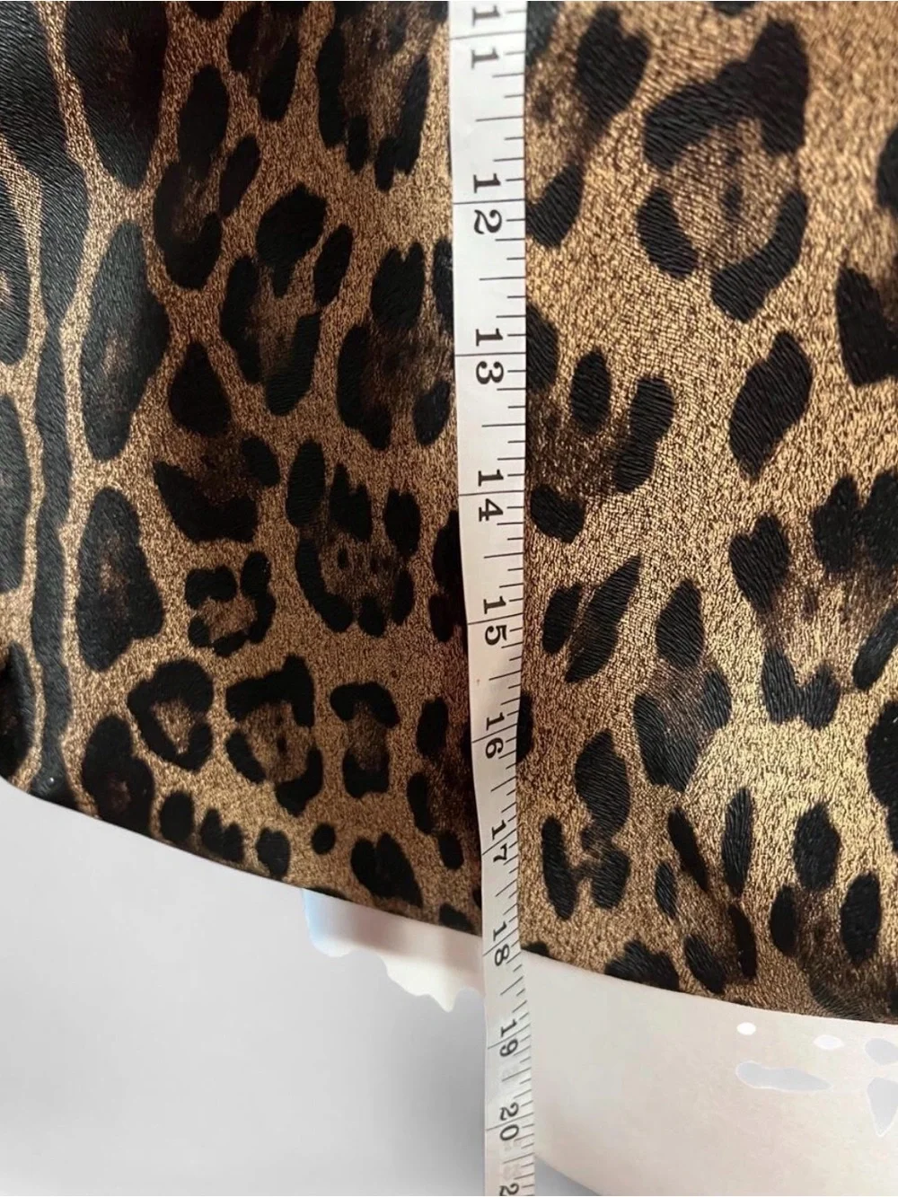 The Unbranded Brand nwot leopard