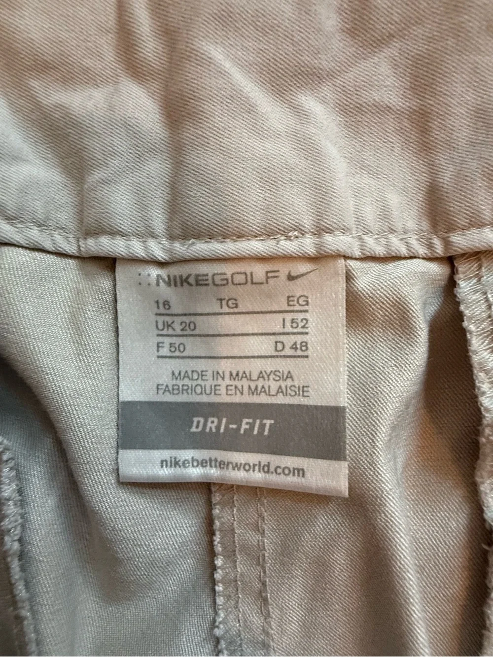 Nike Golf Dri-FIT Women’s Beige Ankle Golf Pants Size 16 Stretch 30 Inseam