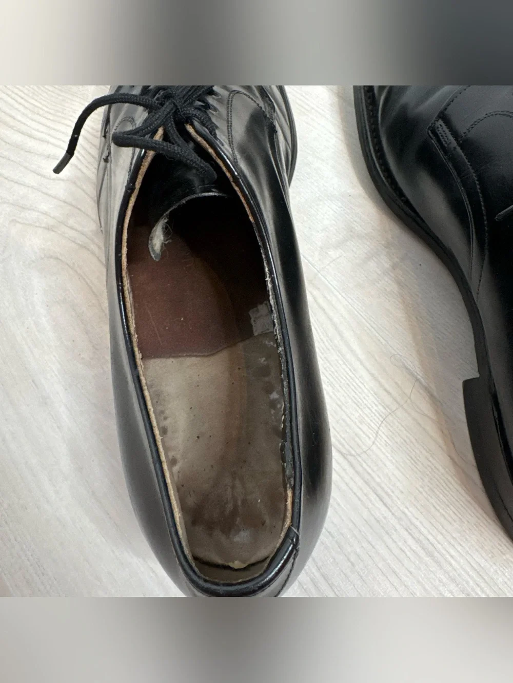 Vintage polished black