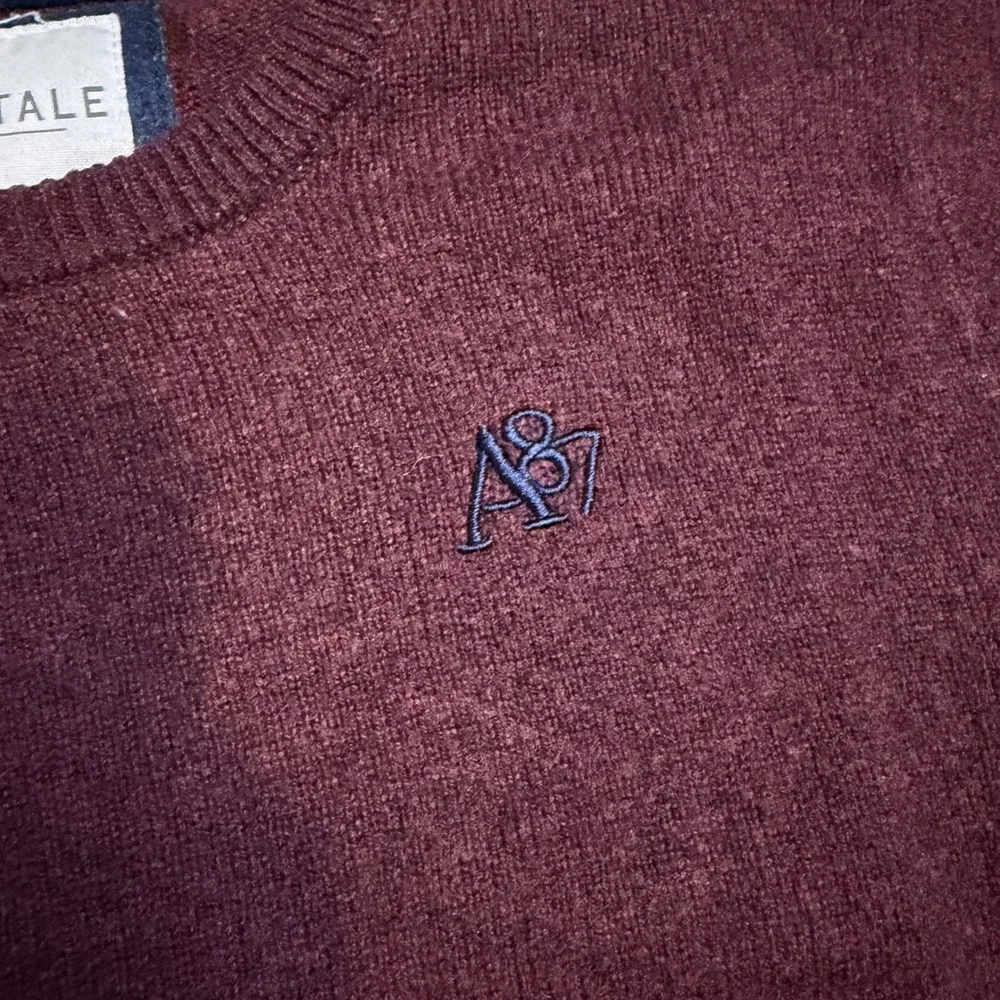 Aeropostale crewneck sweater