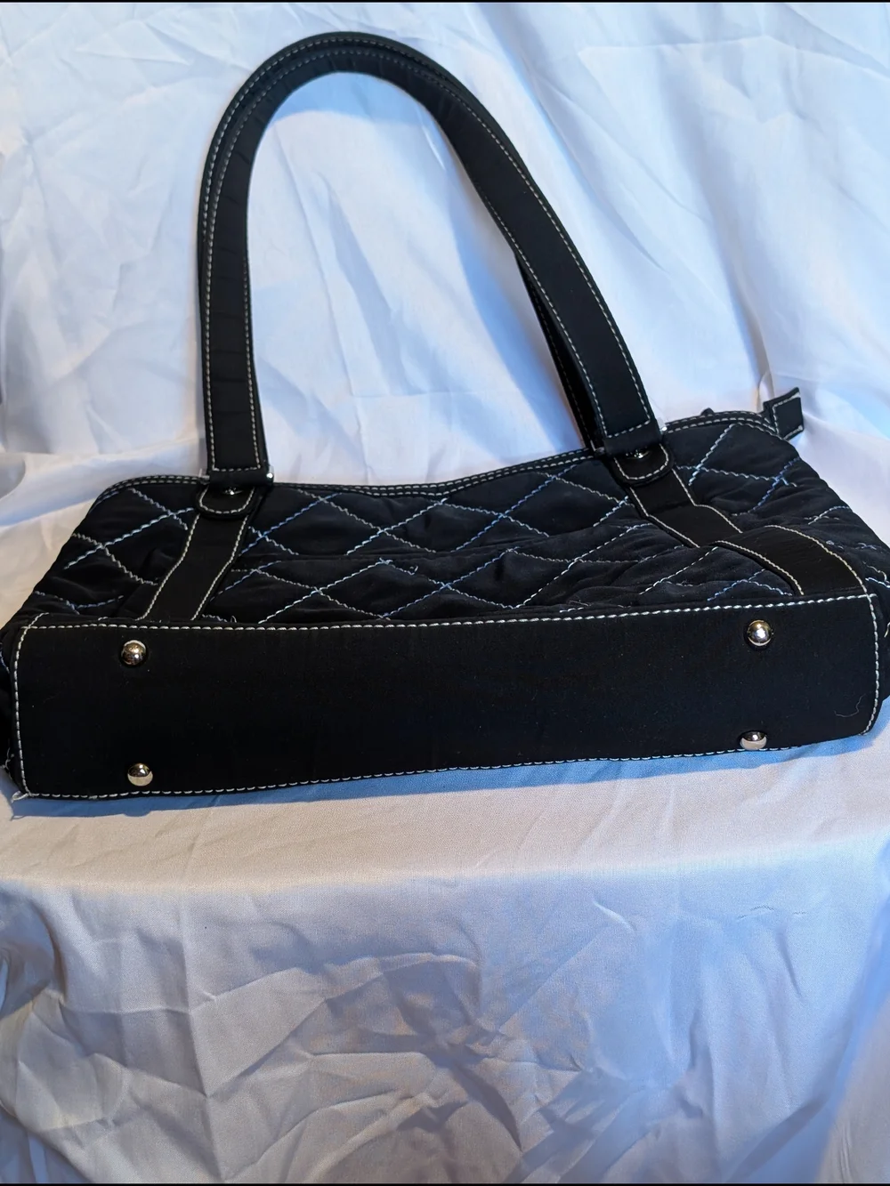 Vera Bradley Black Quilted Knob Hill Handbag Stitching Accents