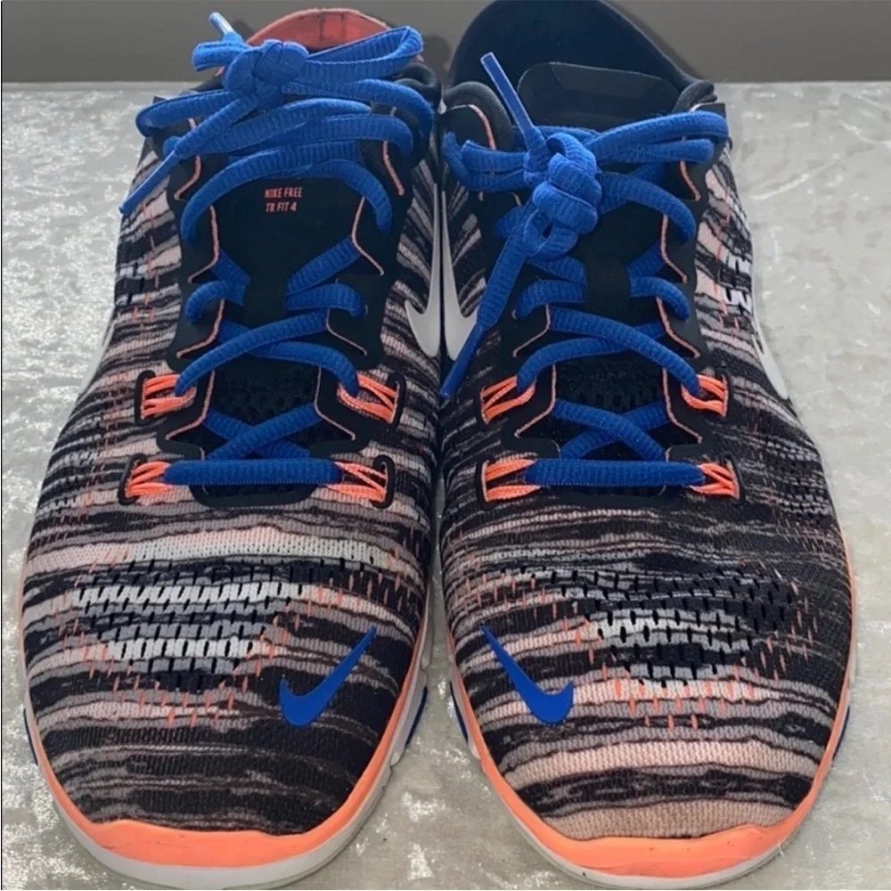 Nike free sneakers
