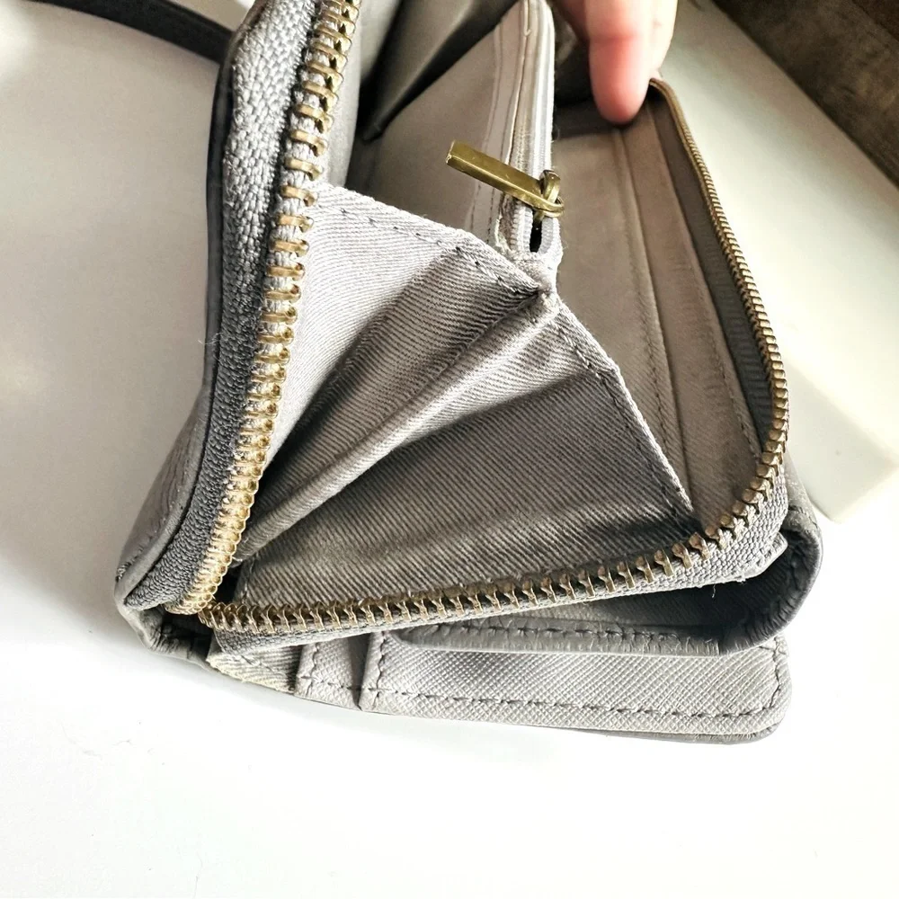 Fossil pre loved