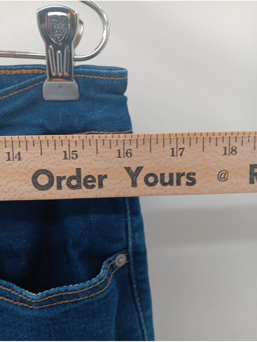 Levis Jeans Mens 32x20 Blue Denim Skinny Stretch Outdoor Work Casual Pants