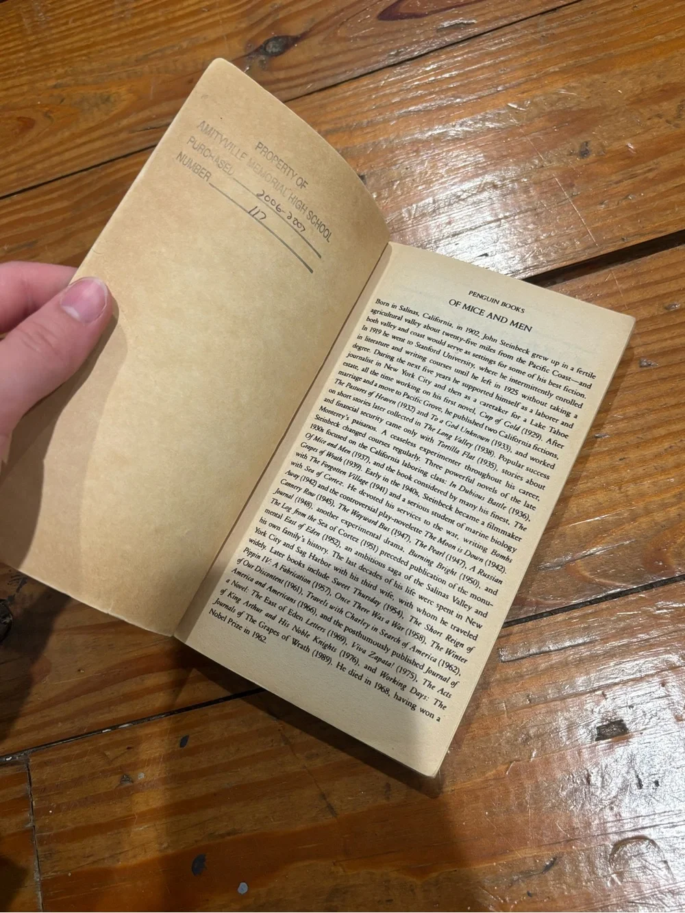 (618) OF MICE & MEN BOOK