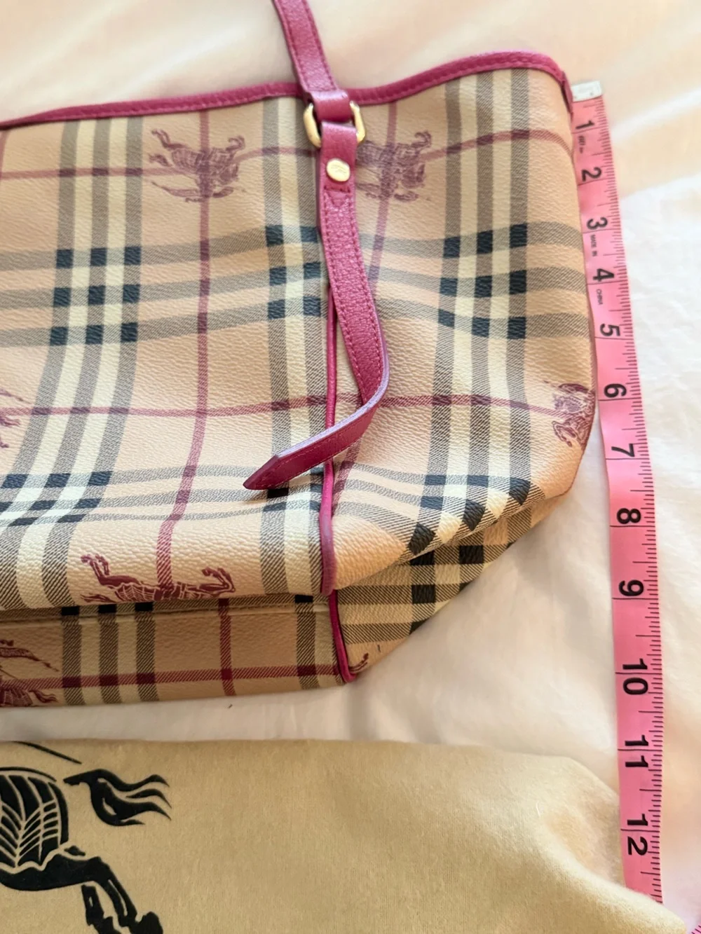 Burberry pouch 19x10