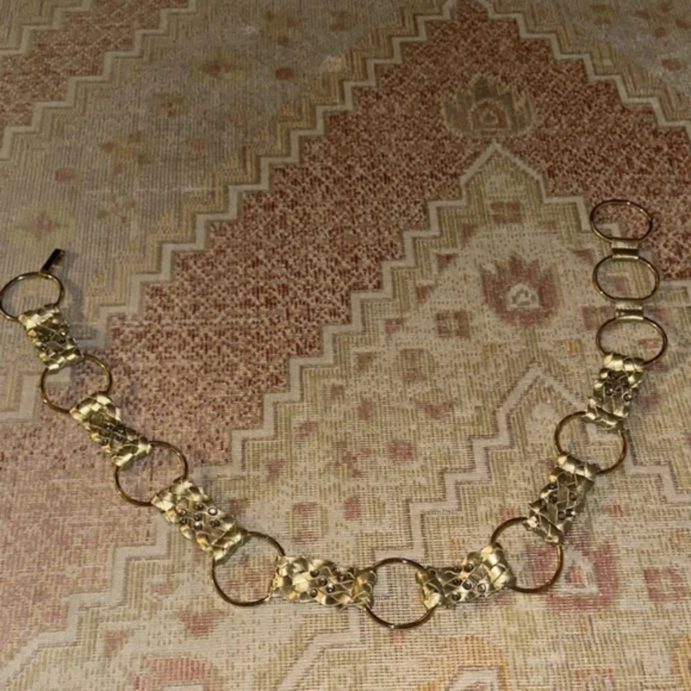 Vintage Rhinestones Gold Rhinestone Woven Circle Link Belt Y2K 90’s