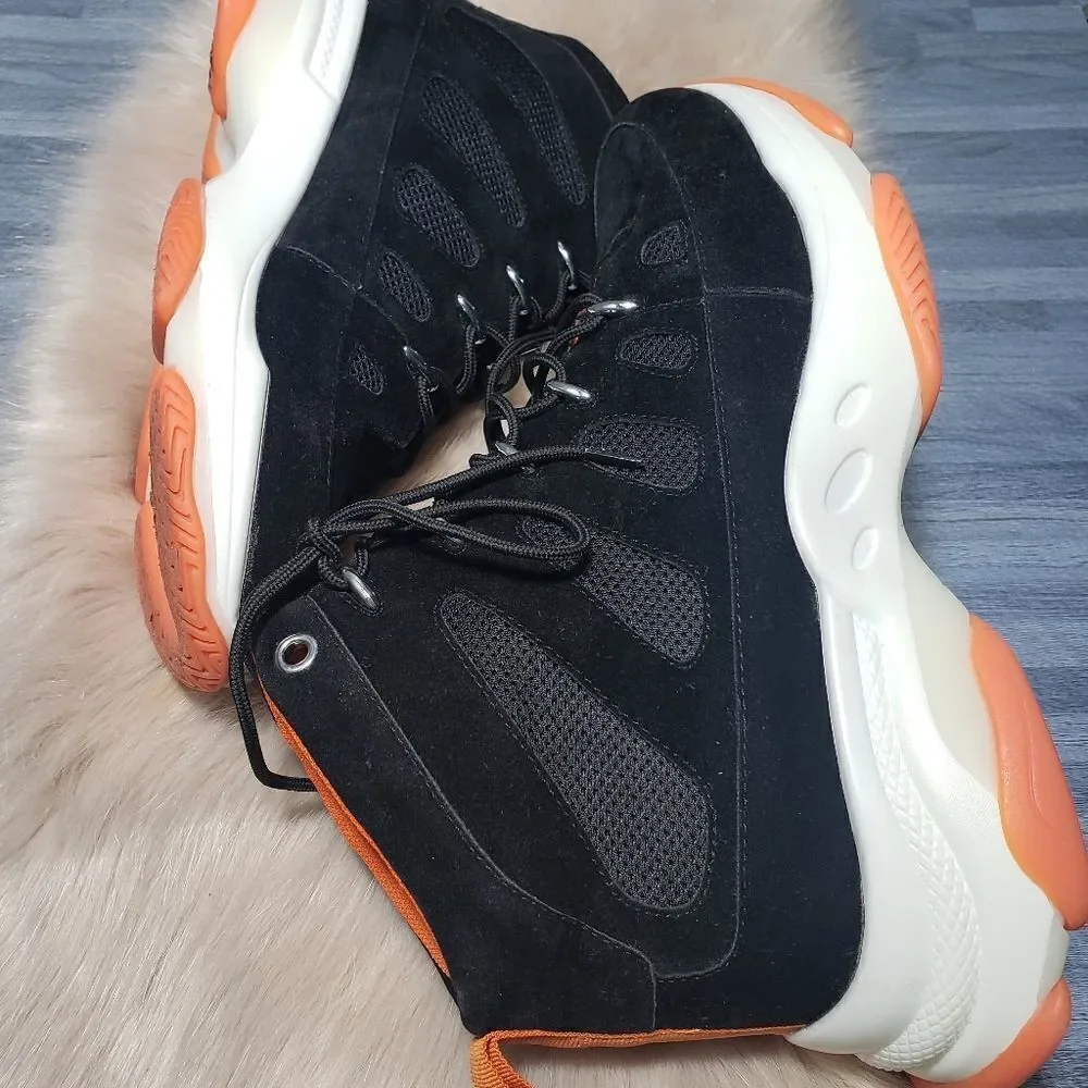 Steve Madden pictures free sneaker
