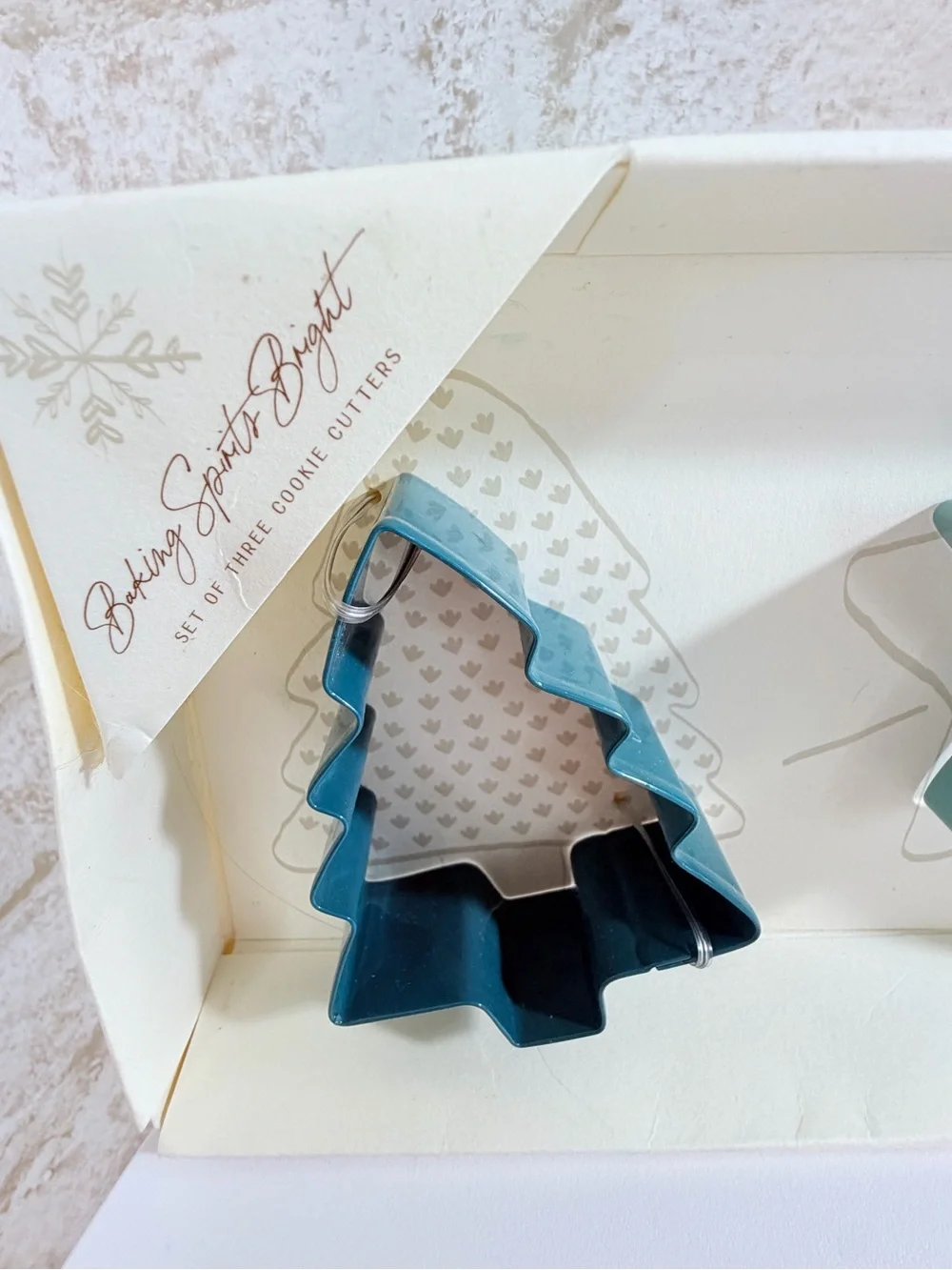 Anthropologie Holiday Cookie Cutter Set of 3 - Tree, Star, Ornament — NWT