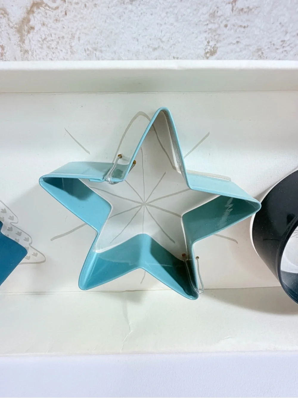 Anthropologie Holiday Cookie Cutter Set of 3 - Tree, Star, Ornament — NWT