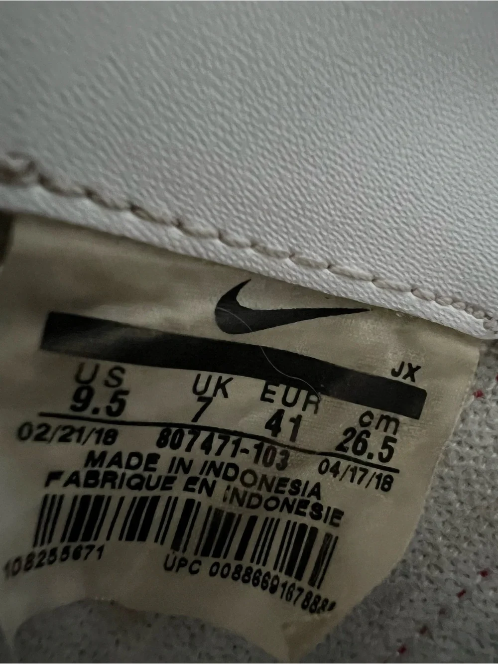 Nike excellent preowned