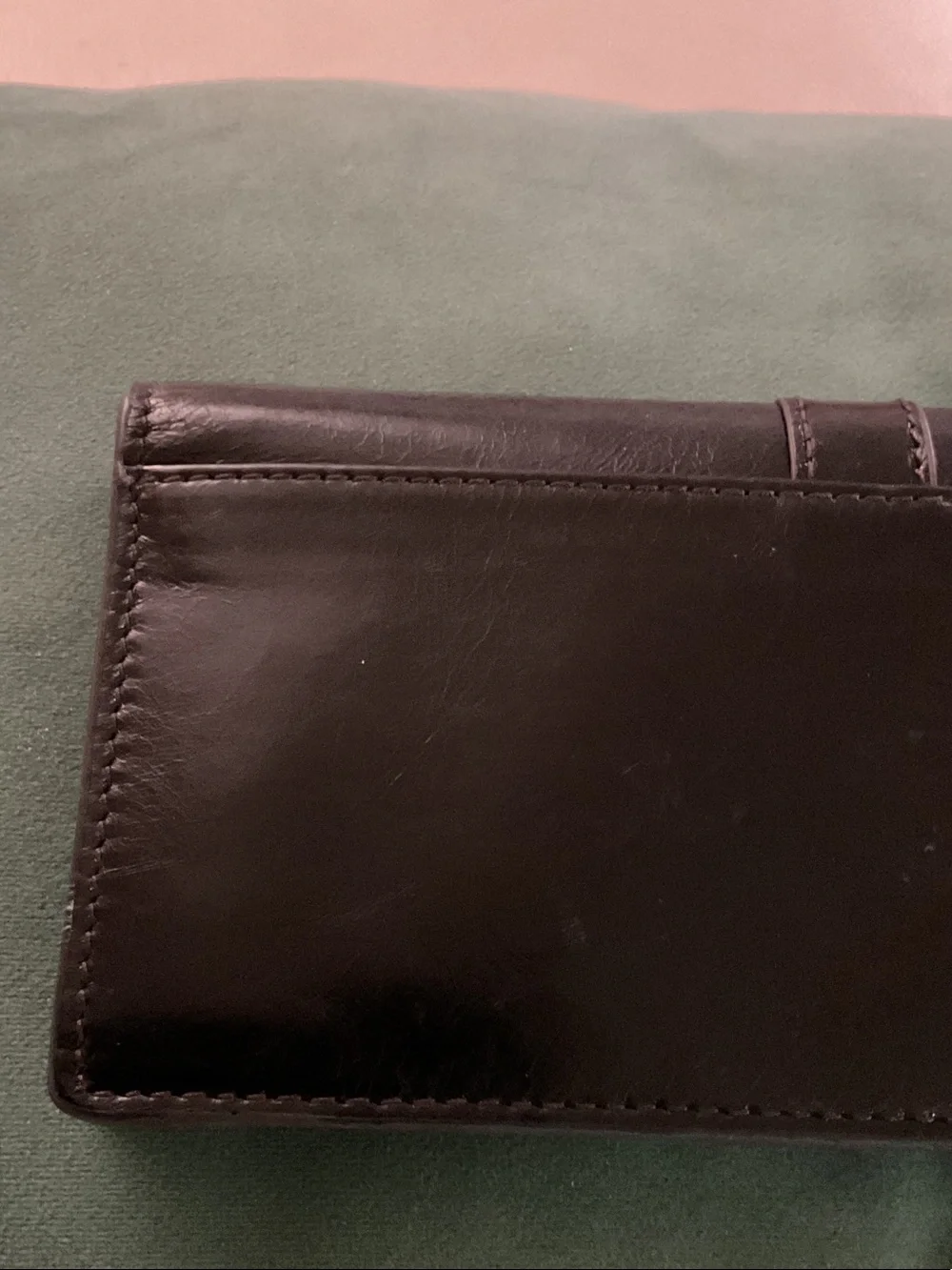 HOBO sleek black