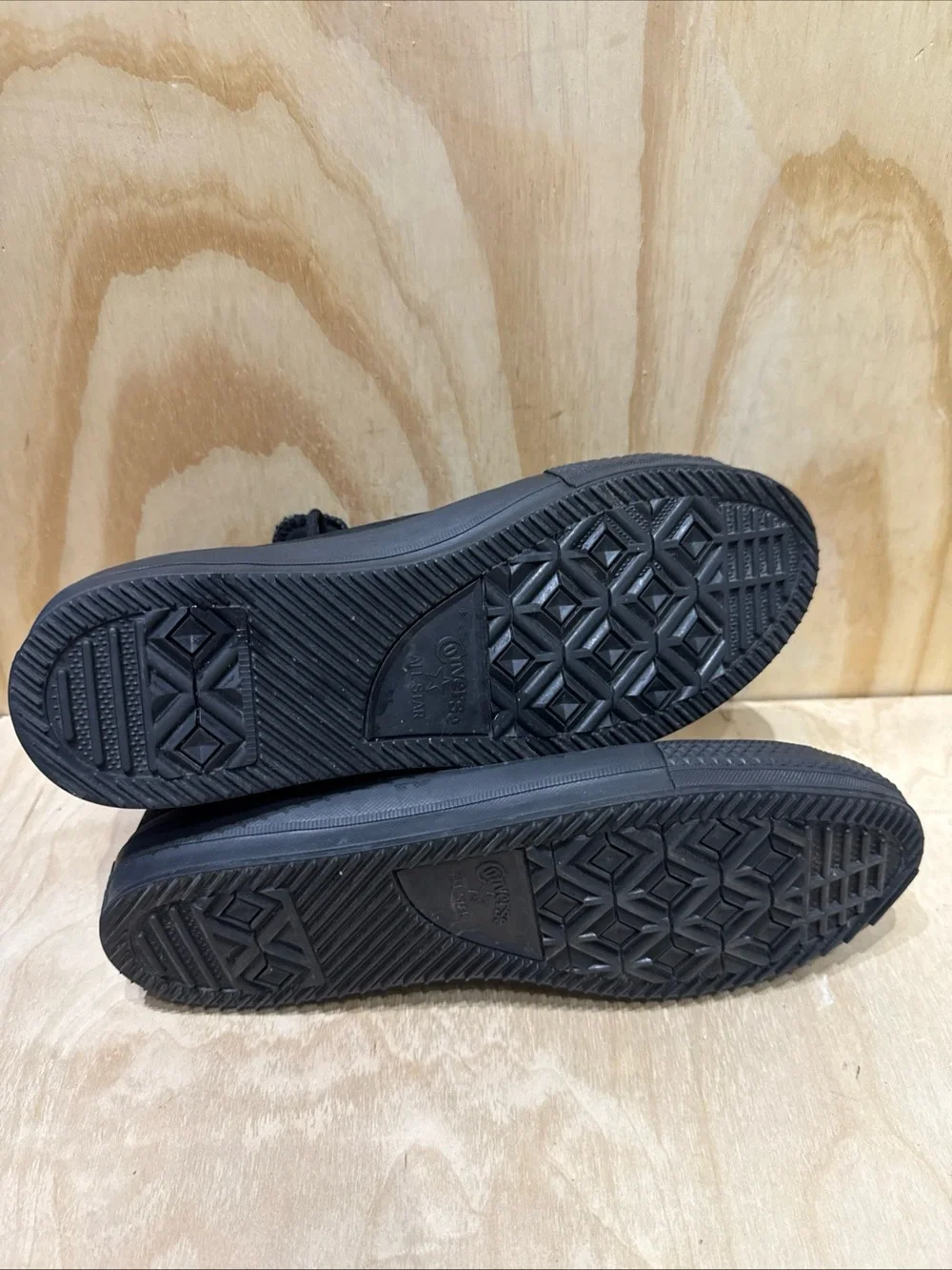 Converse winter shoes