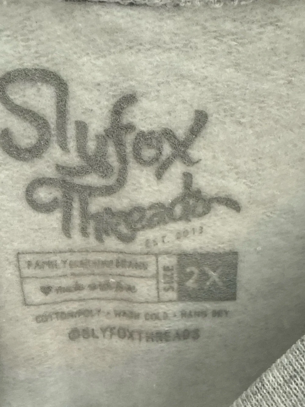 Slyfox Threads comfortable gray