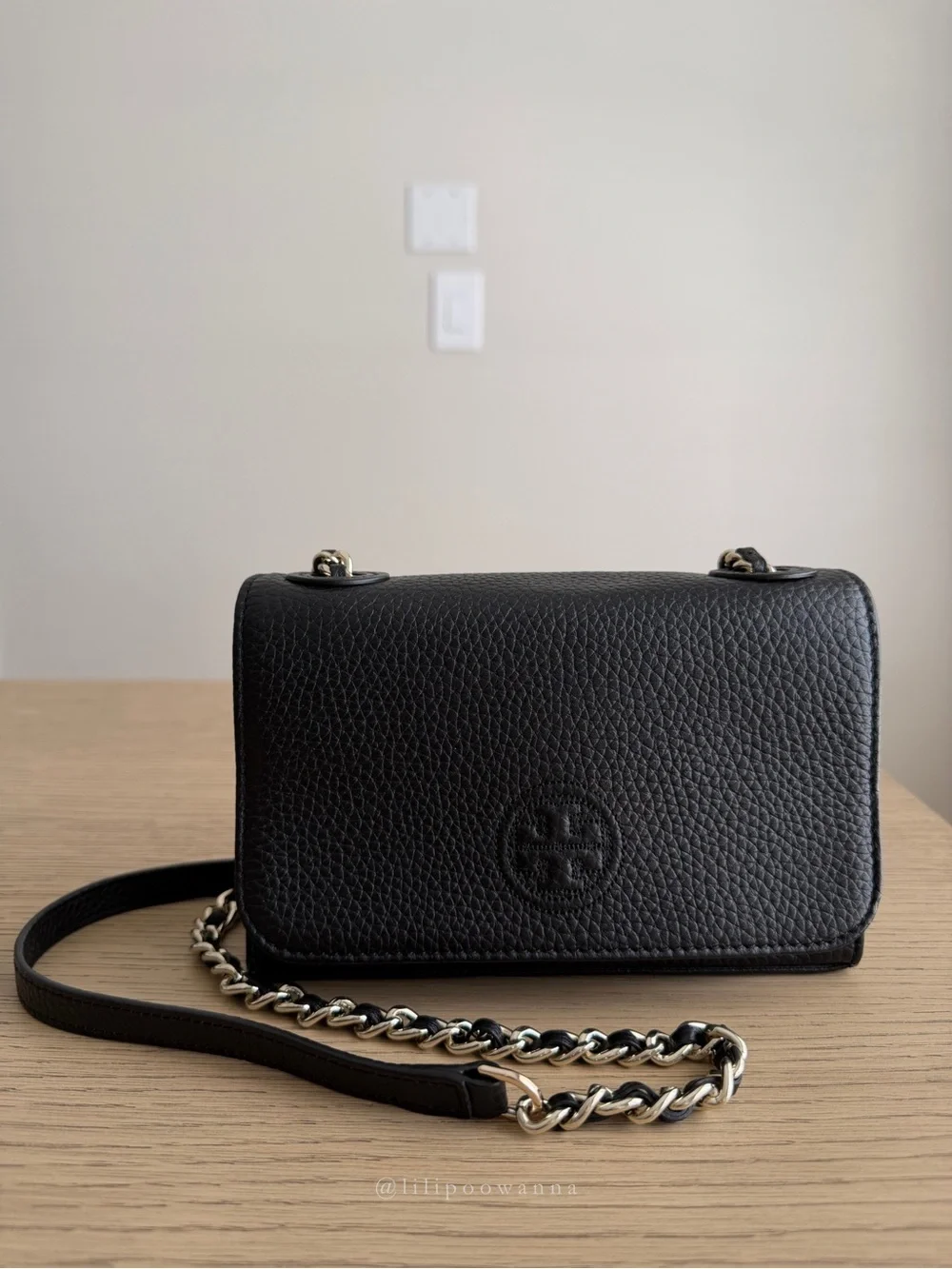 Tory Burch or where lightweight