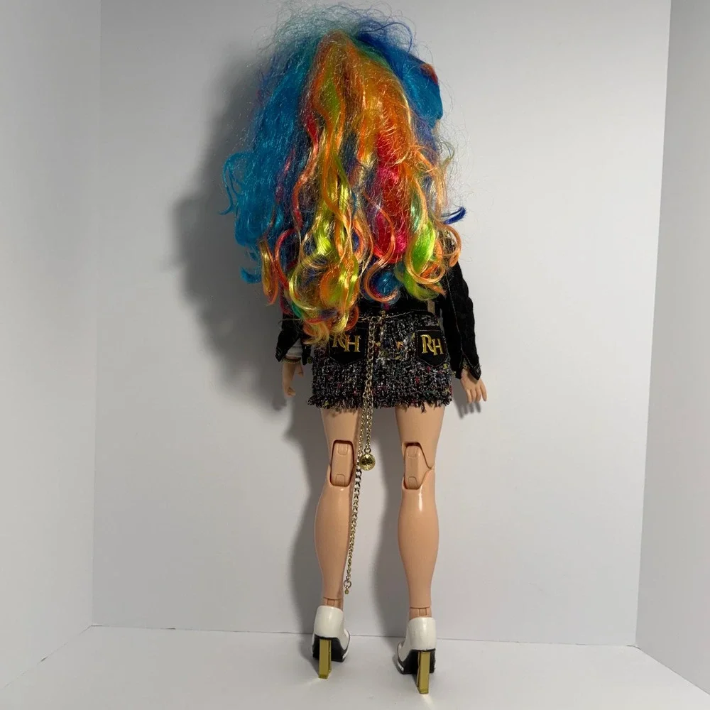 Rainbow High 24