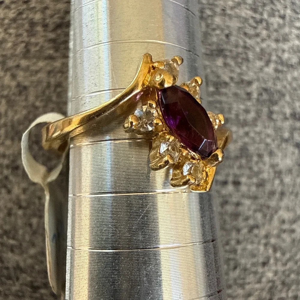 N/A vintage gold