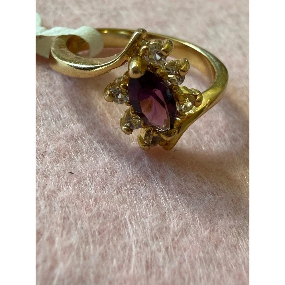 N/A vintage gold