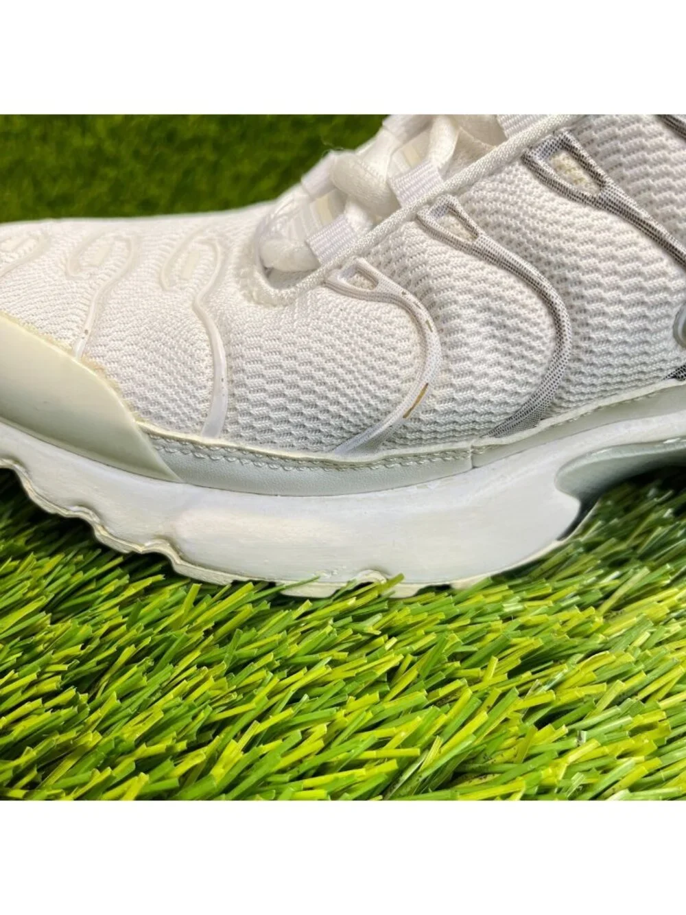 Nike please review