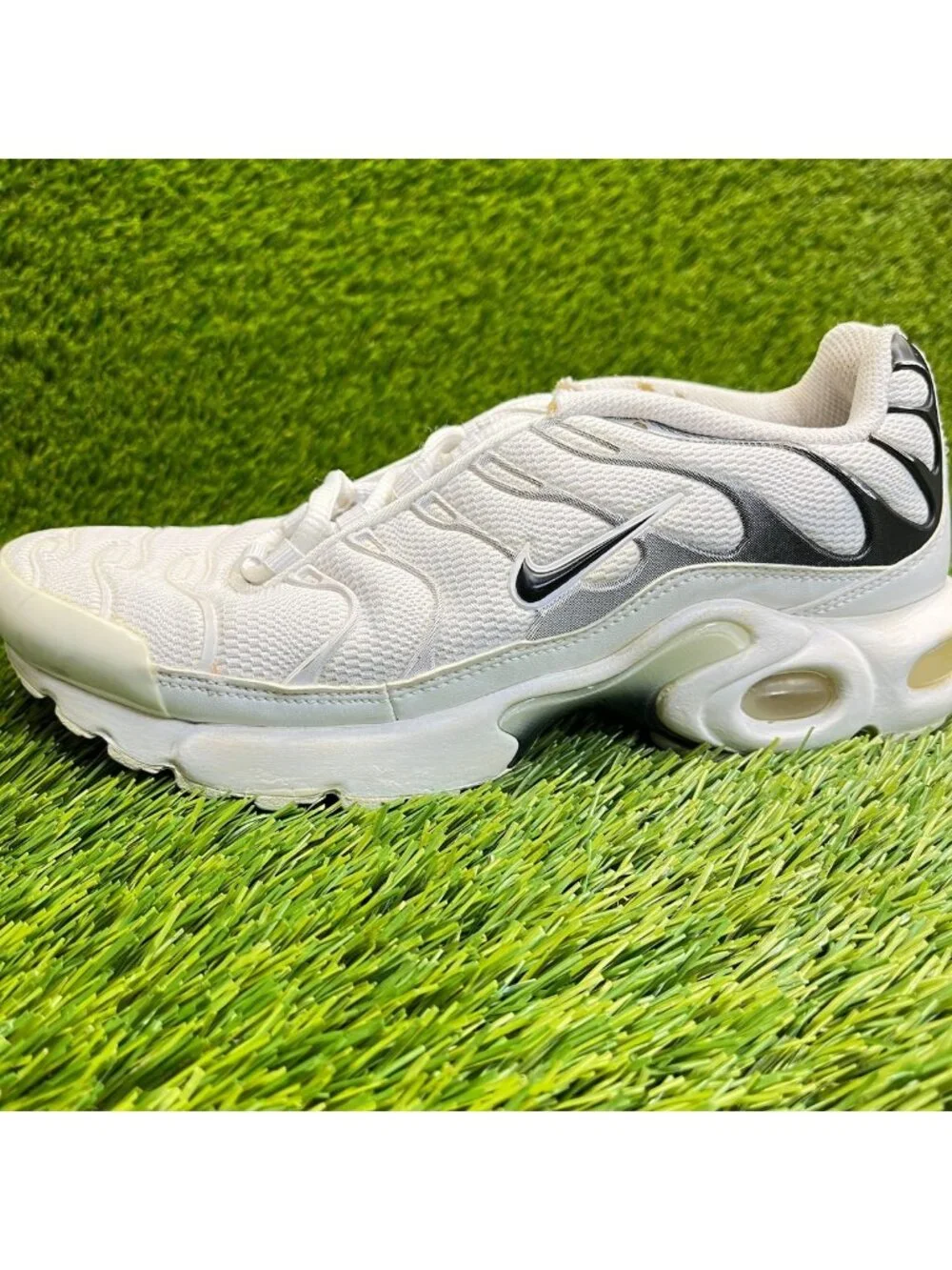 Nike please review