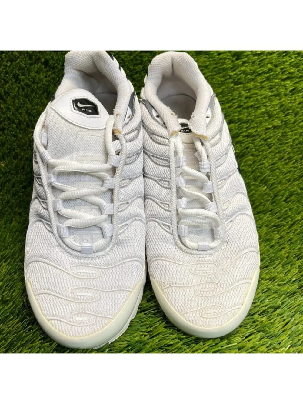 Nike please review